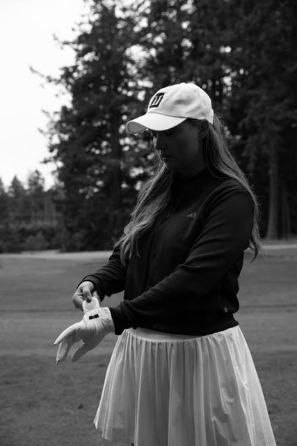 Women's ITL Practice Glove - Ghost White / Flamingo